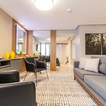 Delupo Hotel - Livin Studios Крисіума Екстер'єр фото