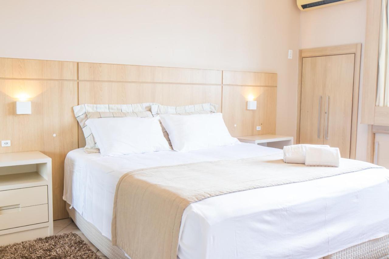 Delupo Hotel - Livin Studios Крисіума Екстер'єр фото