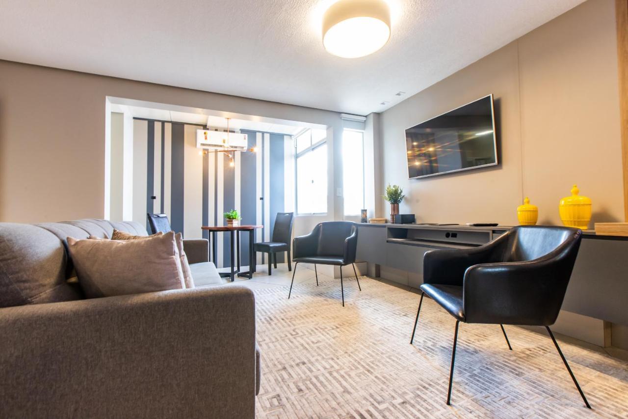 Delupo Hotel - Livin Studios Крисіума Екстер'єр фото